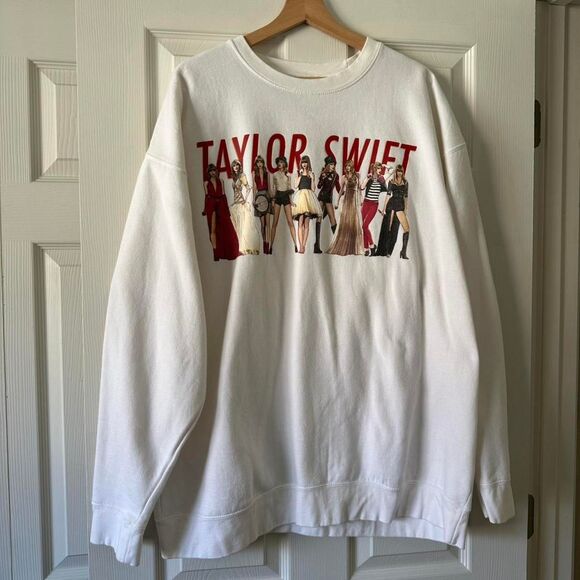Taylor Swift Red Eras Crewneck sweatshirt size 3X - Picture 2 of 4